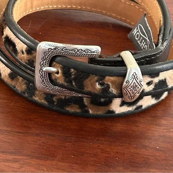 🌷 Brighton Leopard Print Calf Hair Leather Belt Size Small/ 28 - Picture 2 of 9